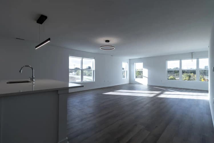 undefined apartments for rent - image - 4013-lk-vis-pkwy-oak-creek-wi-building-photo.jpg