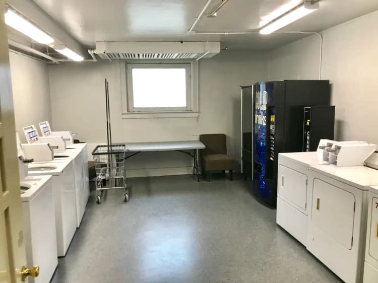 undefined apartments for rent - image - imgi_86_40E2C0D8-498B-45BF-BE05-95BB681884D9.webp