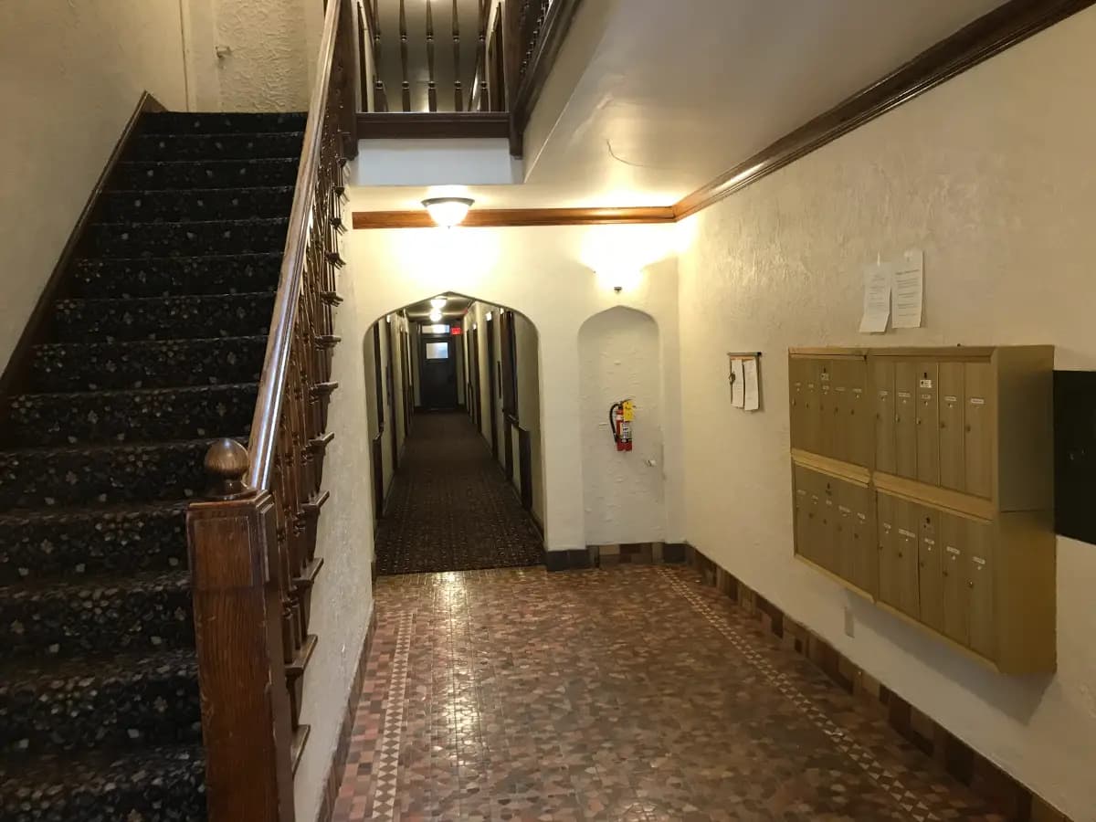 undefined apartments for rent - image - imgi_93_E6ECB960-3EE4-4ACB-A071-3315B184851A.webp