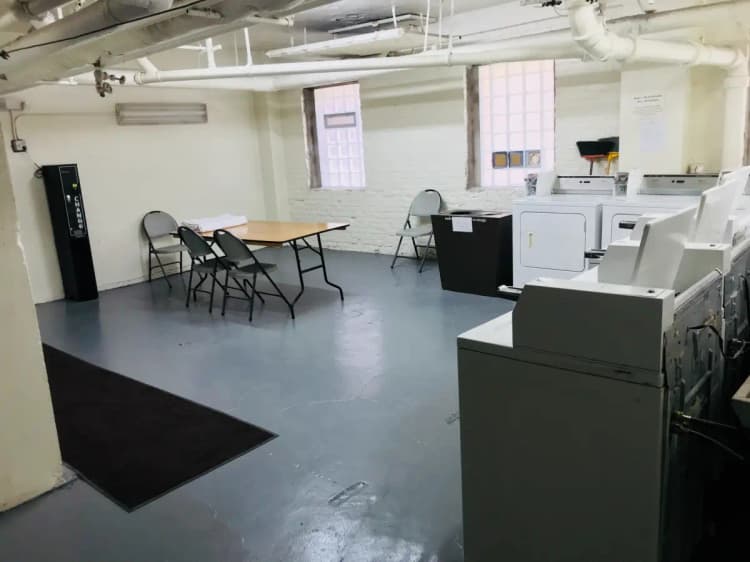 undefined apartments for rent - image - imgi_89_03B9A3E5-47CD-4D1C-AD57-EC539A82334C.webp