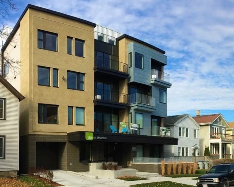 undefined apartments for rent - image - SOJ site 20830181112017923708301804281984737083018042819875370831181252432193708311812524325537.jpg