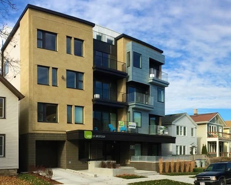 undefined apartments for rent - image - SOJ site 20830181112017923708301804281984737083018042819875370831181252432193708311812524325537.jpg