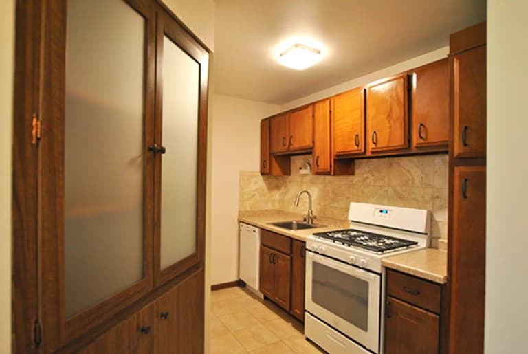 undefined apartments for rent - image - 1 copy06182002205717027.jpg