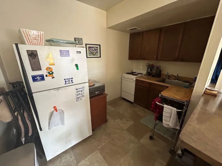 undefined apartments for rent - image - large (1).jpeg