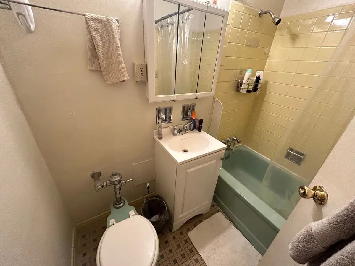 undefined apartments for rent - image - large (13).jpeg - 0
