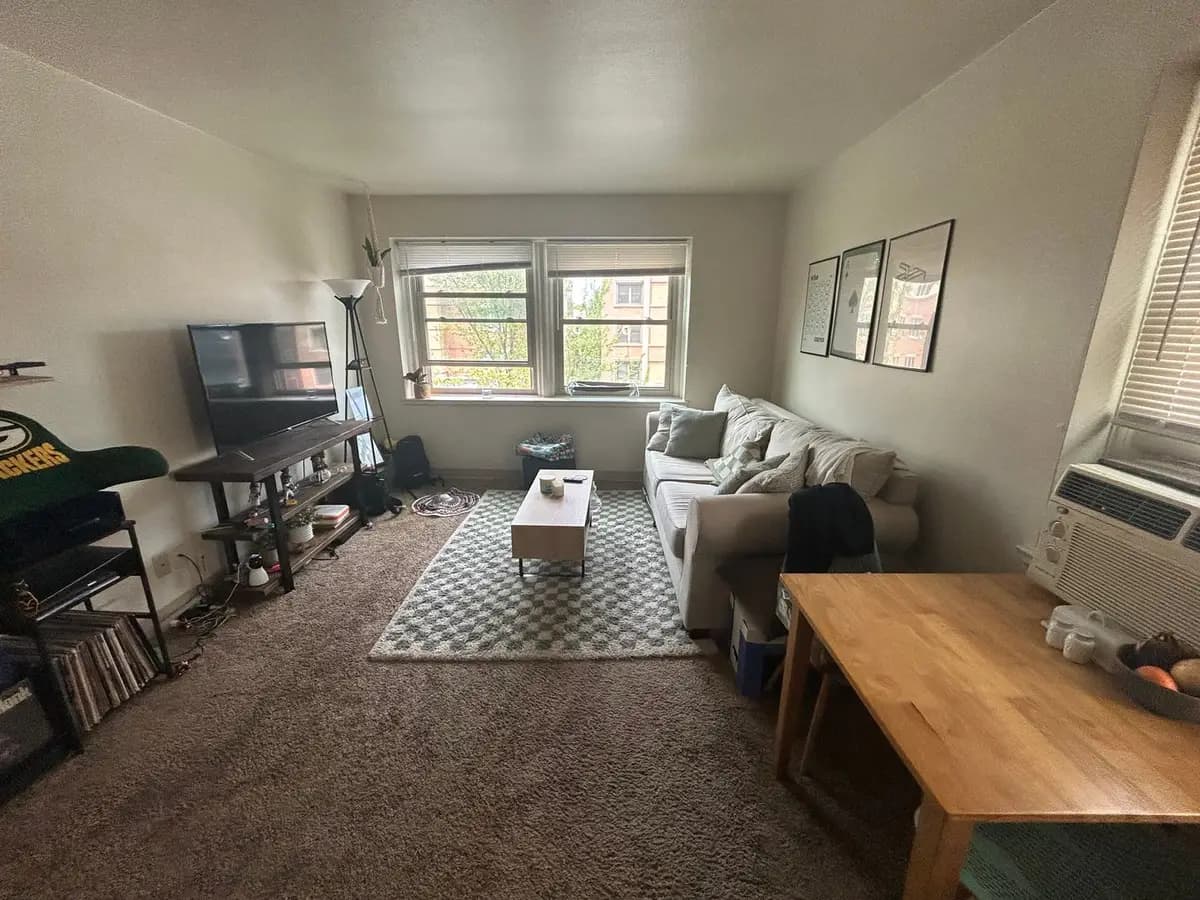 undefined apartments for rent - image - large (19).jpeg - 2