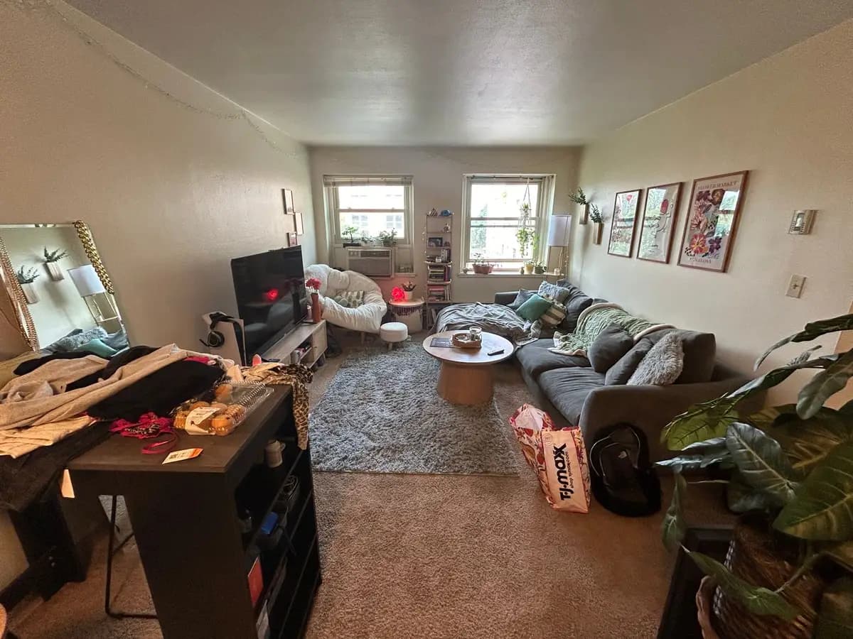undefined apartments for rent - image - large (29).jpeg - 0