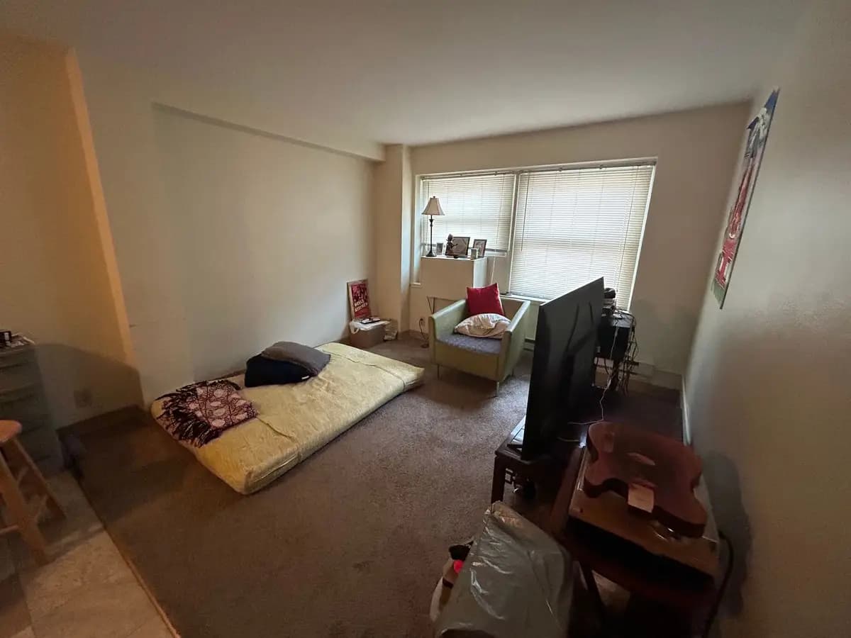 undefined apartments for rent - image - large (40).jpeg - 3