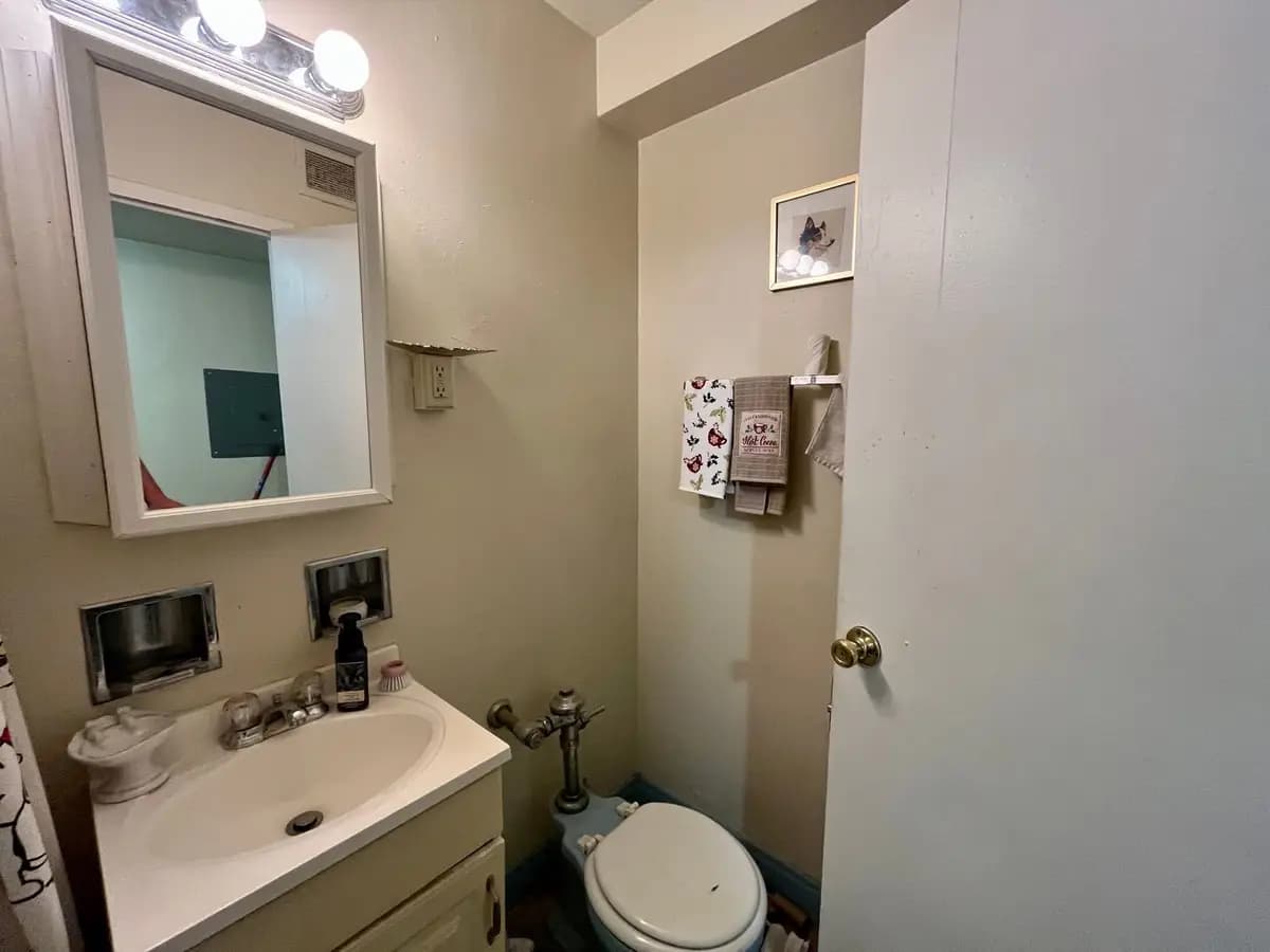 undefined apartments for rent - image - large (52).jpeg - 3