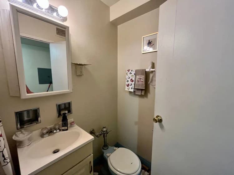 undefined apartments for rent - image - large (52).jpeg