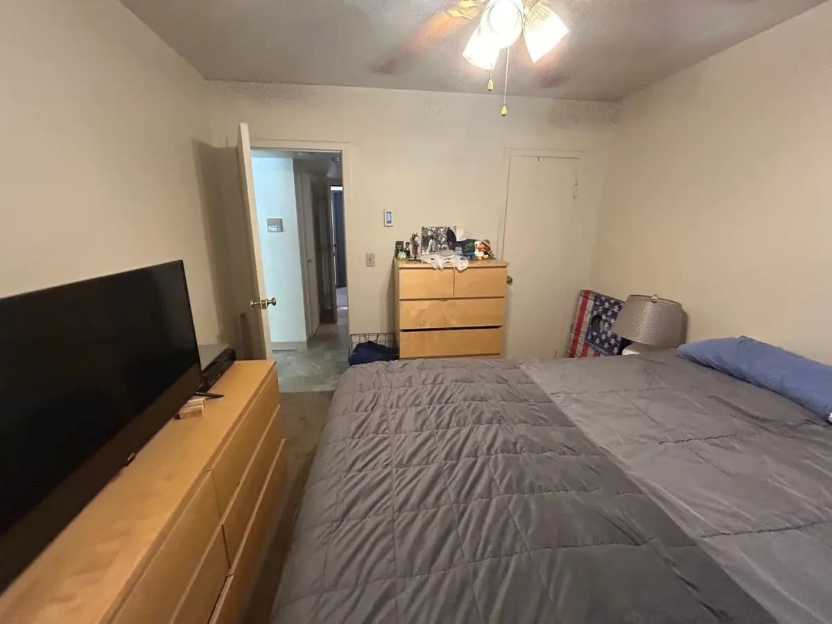 undefined apartments for rent - image - large (6).jpeg