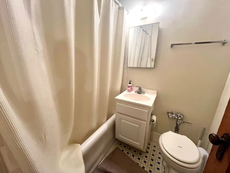 undefined apartments for rent - image - large (16).jpeg