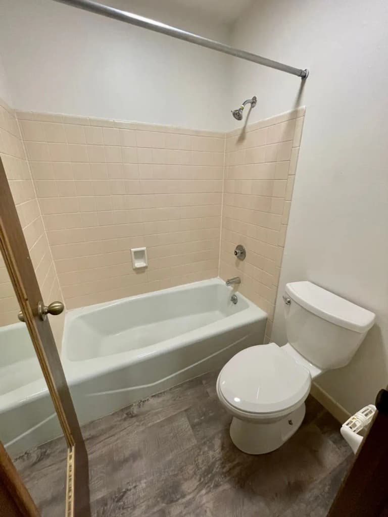 undefined apartments for rent - image - large (18).jpeg