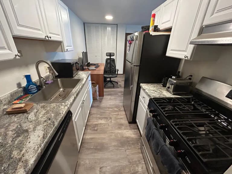 undefined apartments for rent - image - large (23).jpeg