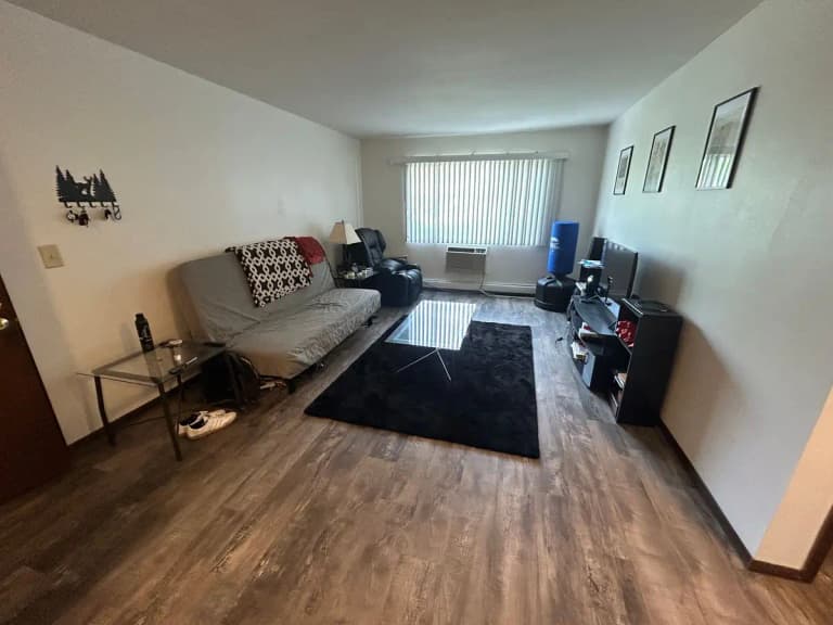 undefined apartments for rent - image - large (26).jpeg