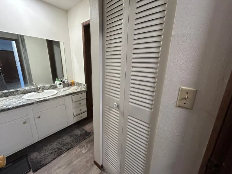 undefined apartments for rent - image - large (31).jpeg