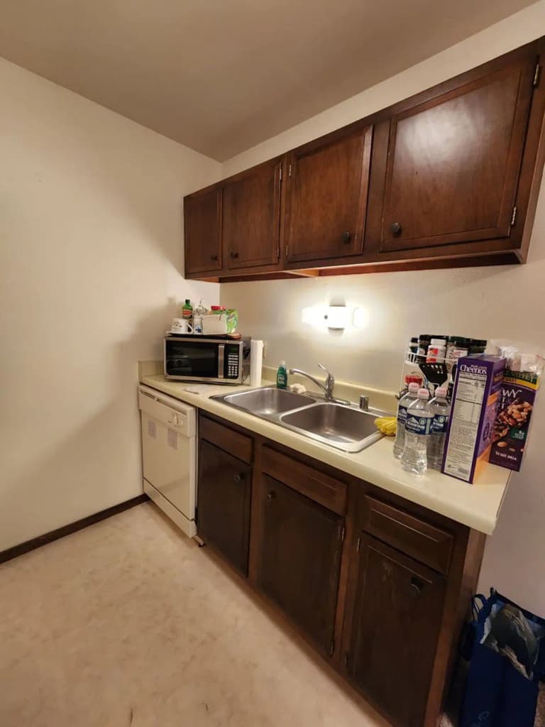 undefined apartments for rent - image - large (4).jpg