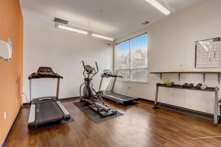 undefined apartments for rent - image - imgi_10_14829-web-or-mls-E Brown St 302-029.webp