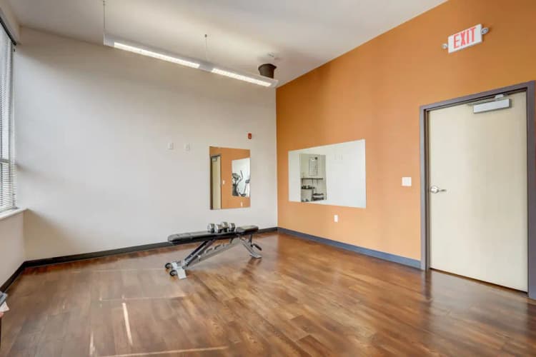 undefined apartments for rent - image - imgi_11_14828-web-or-mls-E Brown St 302-028.webp