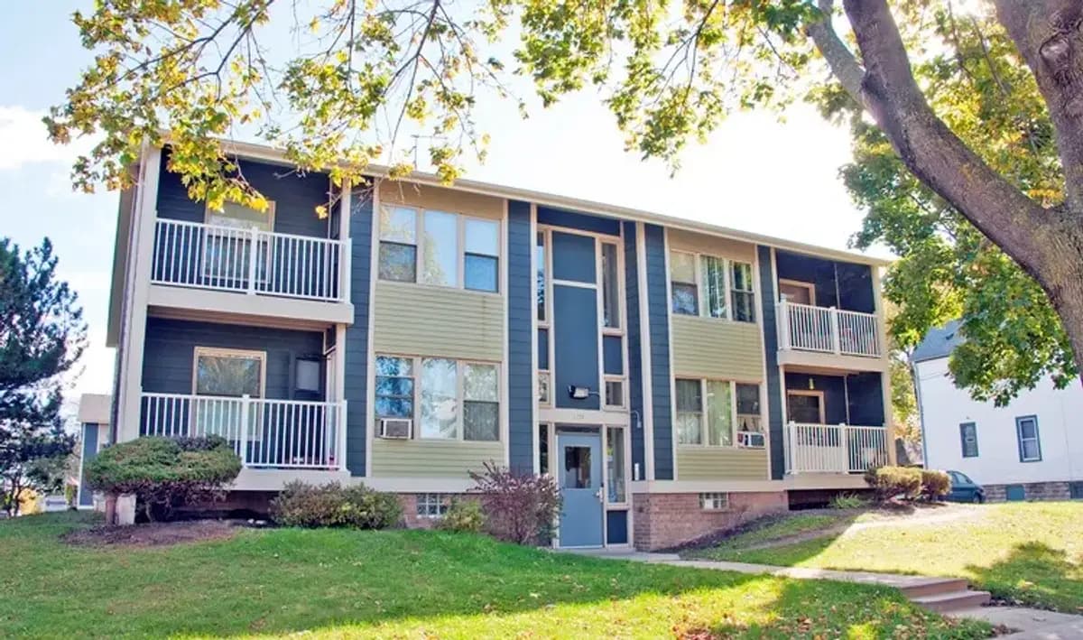 undefined apartments for rent - image - imgi_14_McKinley apt.webp