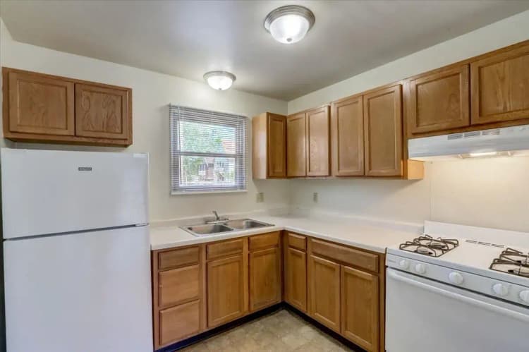 undefined apartments for rent - image - imgi_17_30903-W Vliet St Unit 2020-003.webp