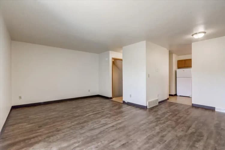 undefined apartments for rent - image - imgi_20_30906-W Vliet St Unit 2020-006.webp