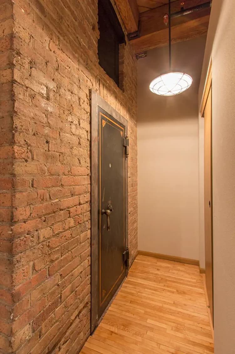 undefined apartments for rent - image - imgi_6_155Shoe Factory31web.webp