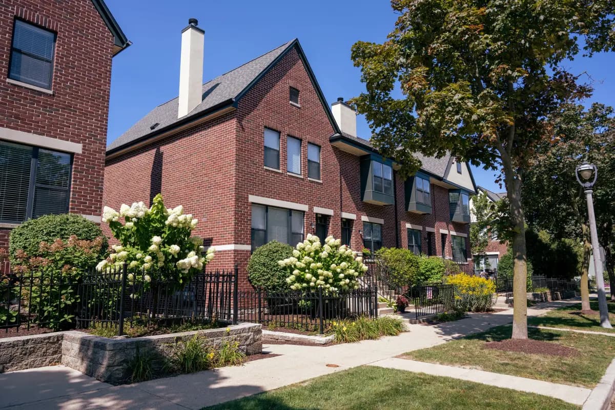 undefined apartments for rent - image - 202438_100075942_6499d65d3a7c09.57569988796.webp