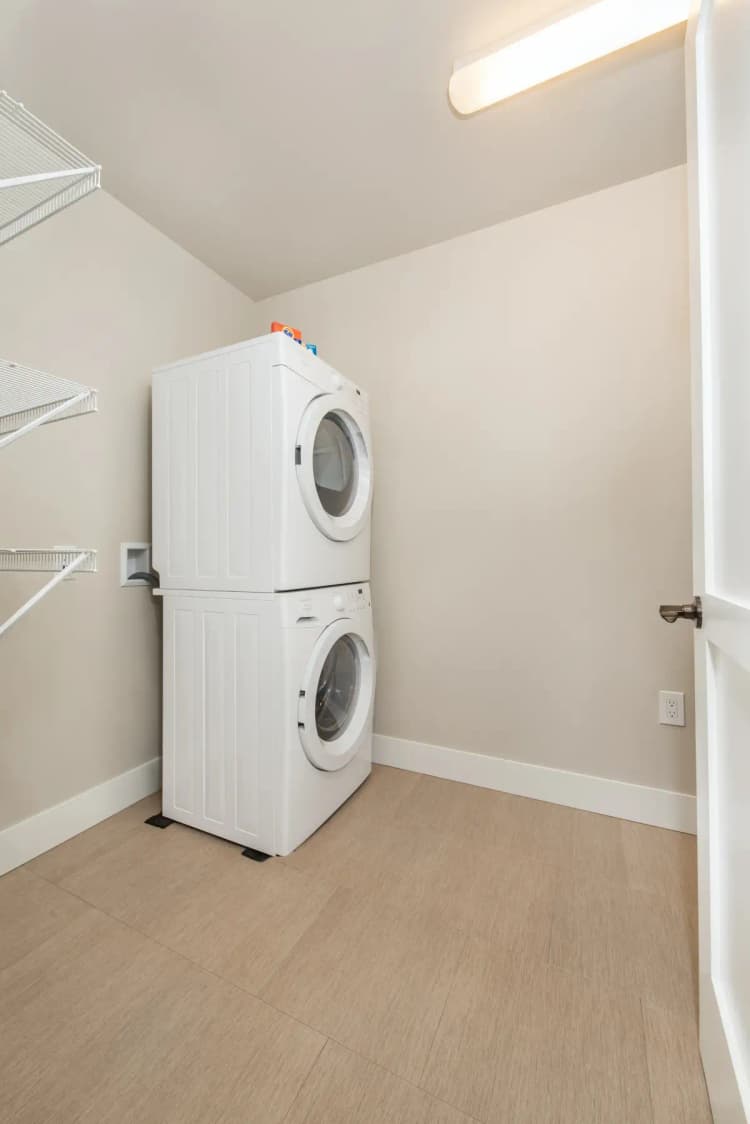 undefined apartments for rent - image - 5ce56b3ab410c8.09115244138.webp