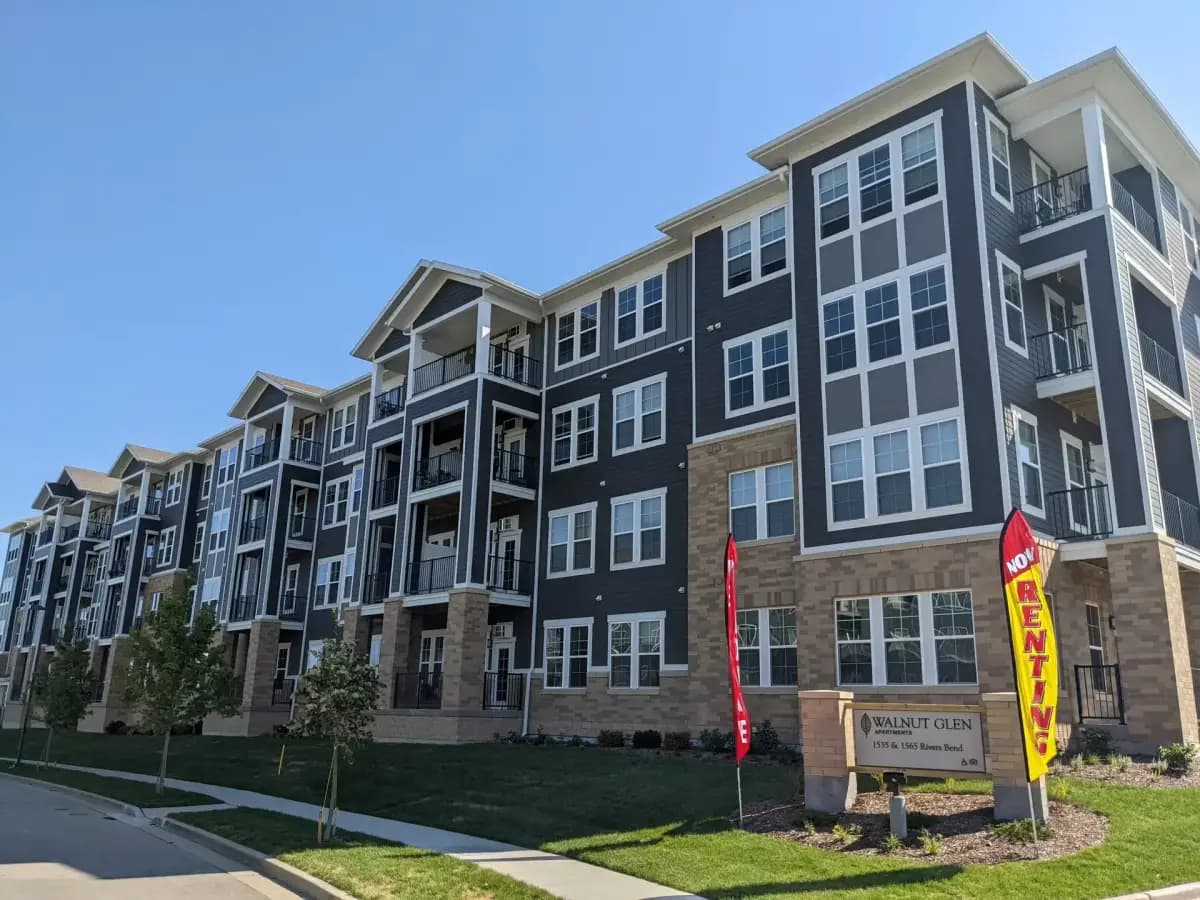 undefined apartments for rent - image - Walnut-Glen-2-scaled.webp