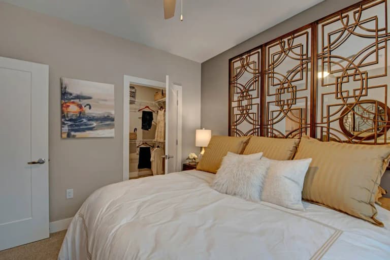 undefined apartments for rent - image - weidner-wisconsin_river-house_apartment_master-bedroom.webp