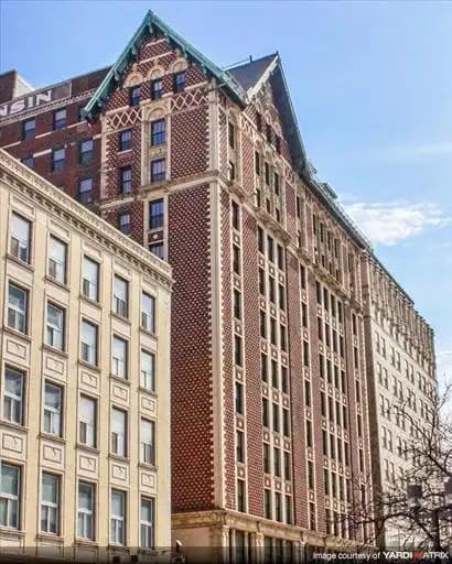 undefined apartments for rent - image - wi_milwaukee_grandwisconsin_p0150908_1_2747_1_photogallery.webp