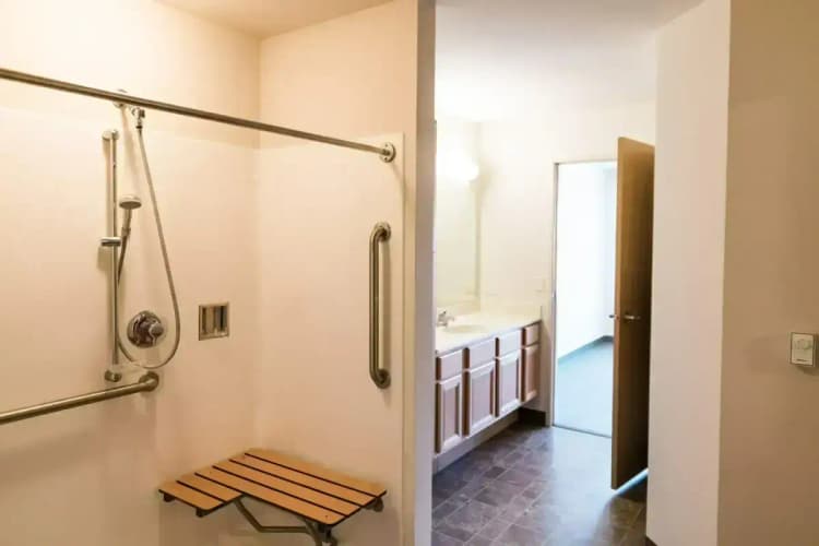 undefined apartments for rent - image - imgi_34_BecherTerrace-20-scaled.webp