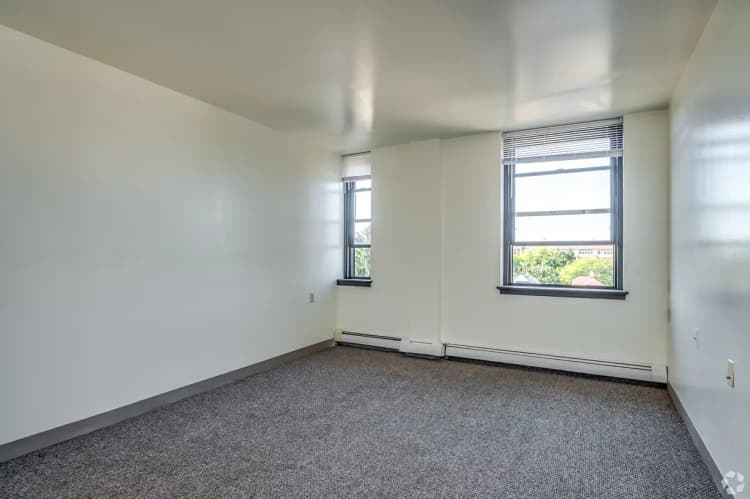 undefined apartments for rent - image - burnham-hill-apartments-milwaukee-wi-1br-1ba---540sf---living-room.jpg