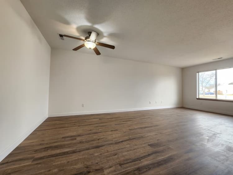 undefined apartments for rent - image - original.jpg_33.avif