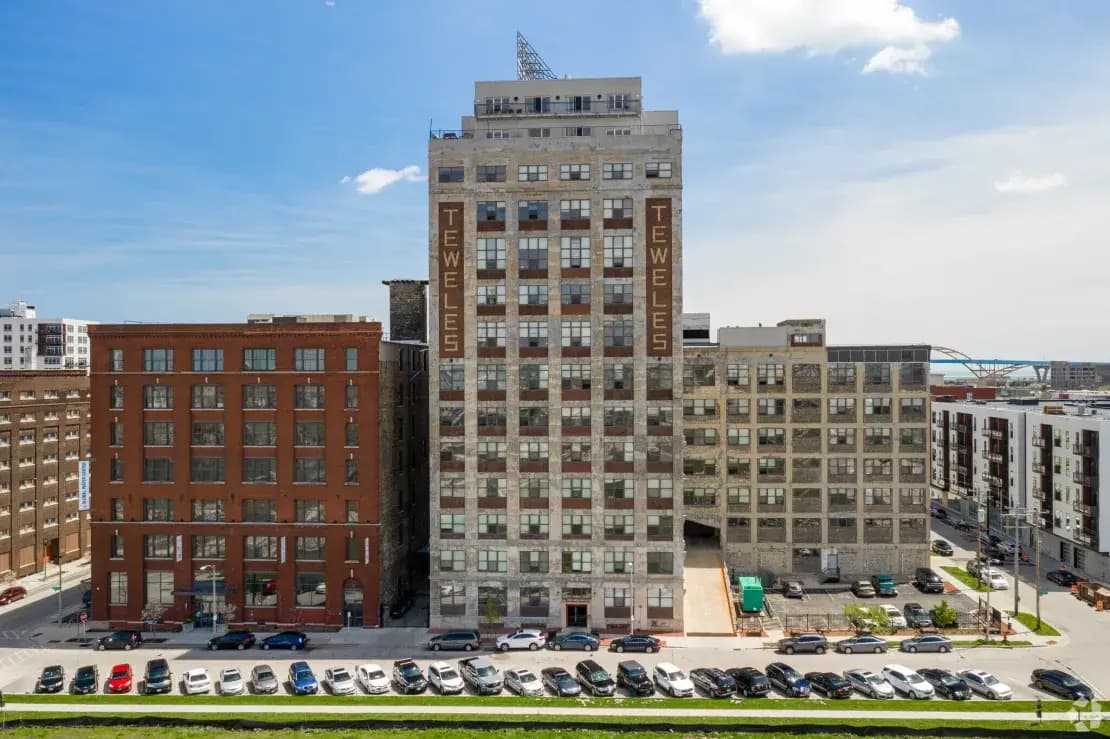 undefined apartments for rent - image - teweles-seed-tower-apartments-milwaukee-wi-building-photo.jpg