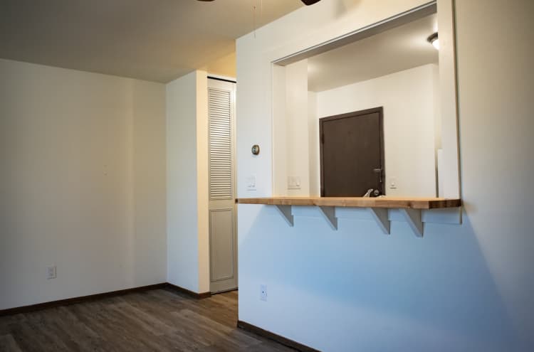 undefined apartments for rent - image - 2 Bed / 1 Bath - 1,000 SF - Kitchen