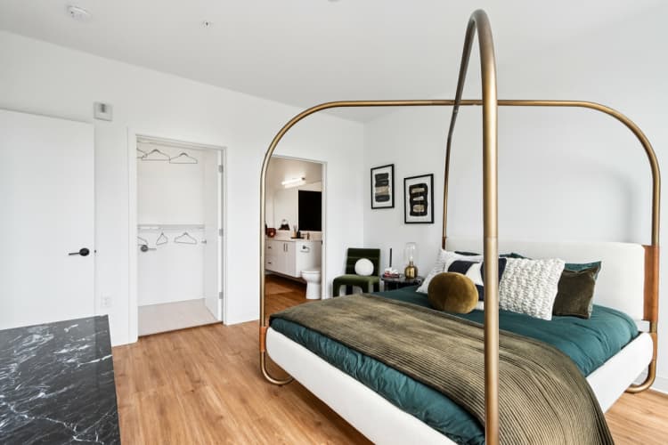 undefined apartments for rent - image - Capricorn 2 bed, 2 bath + den