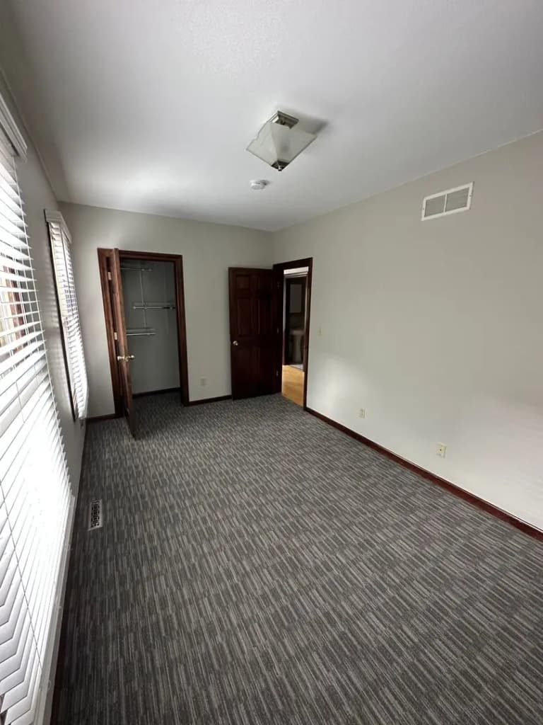 undefined apartments for rent - image - large (13).jpeg