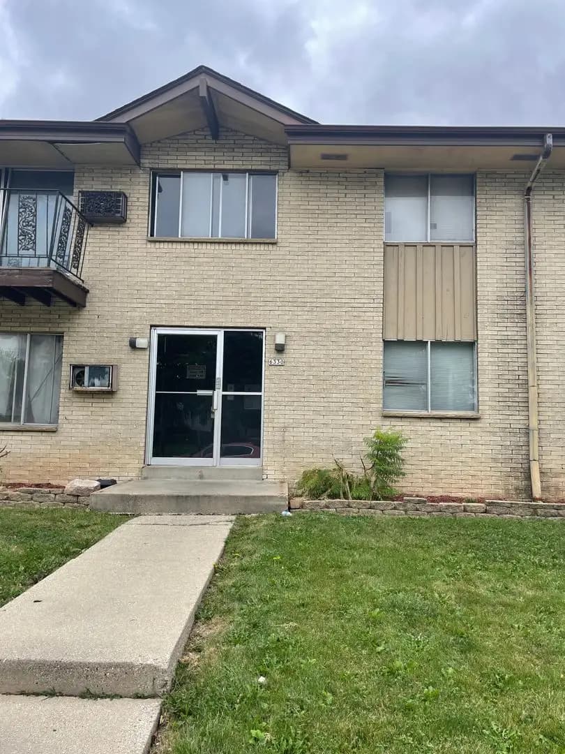 undefined apartments for rent - image - large (1).jpeg