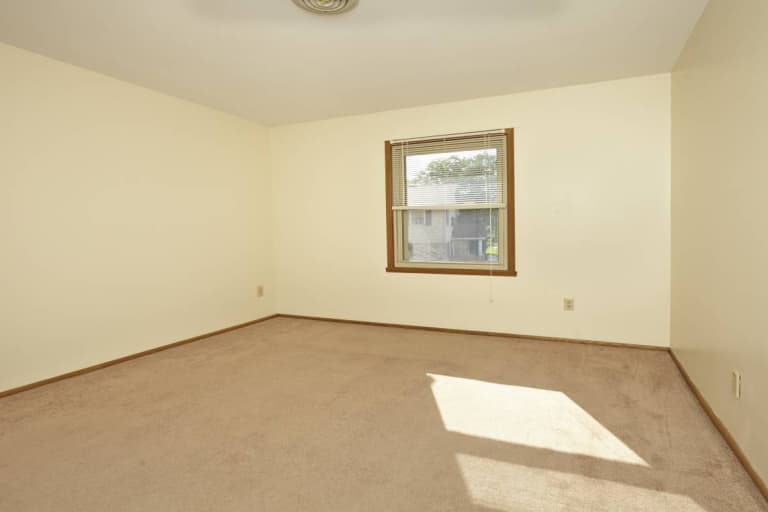 undefined apartments for rent - image - 00n0n_it8YndUCfFy_0is0cj_1200x900.jpg