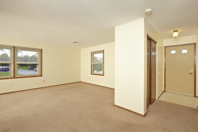 undefined apartments for rent - image - 00o0o_17TSGklPmrU_0mI0f9_1200x900.jpg