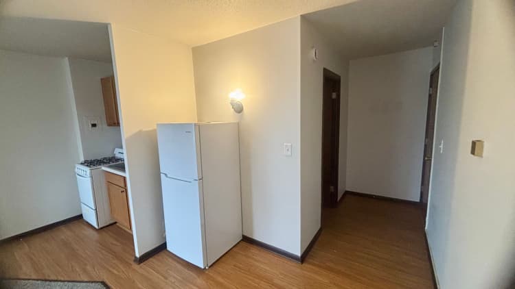 undefined apartments for rent - image - large.jpeg