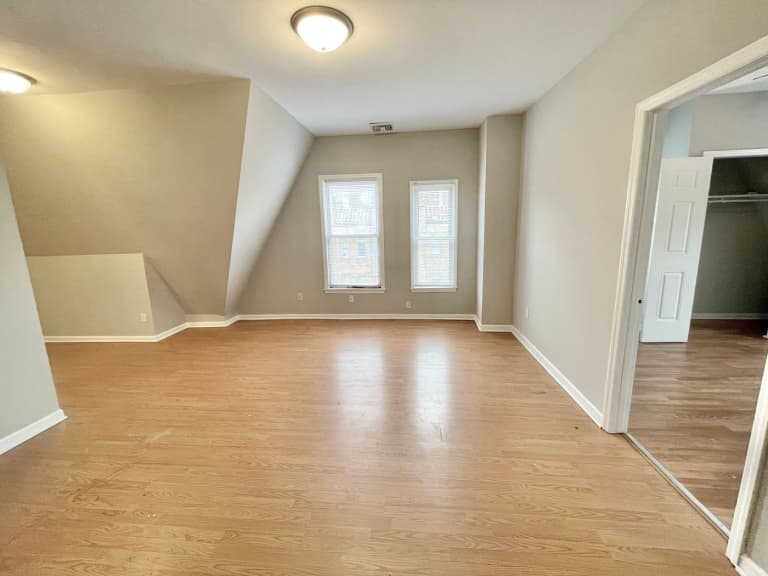 undefined apartments for rent - image - large (10).jpg