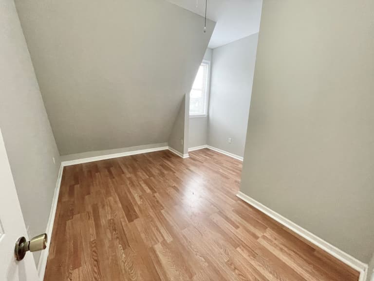 undefined apartments for rent - image - large (16).jpg